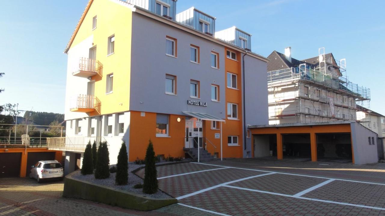 Hotel Mila Salach Екстер'єр фото